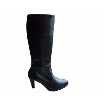 Kozaki z szeroką i chudą cholewką na wymiar